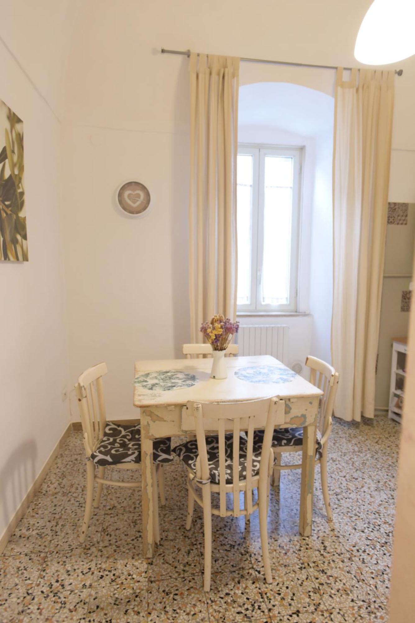 Cittadella28 Like At Home Trani Εξωτερικό φωτογραφία